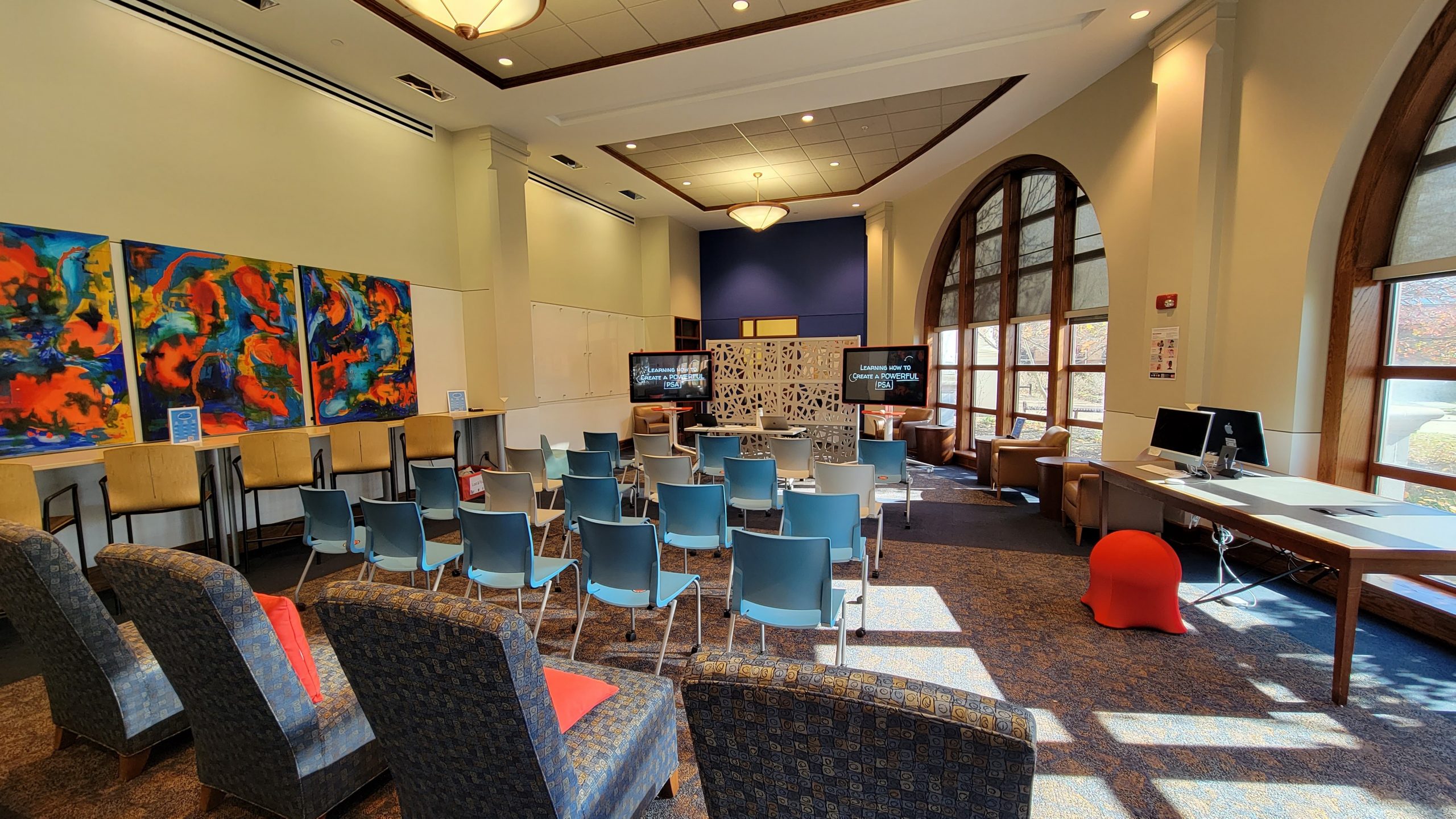 Photo of room 1140 in the ADP Center for Learning Technologies