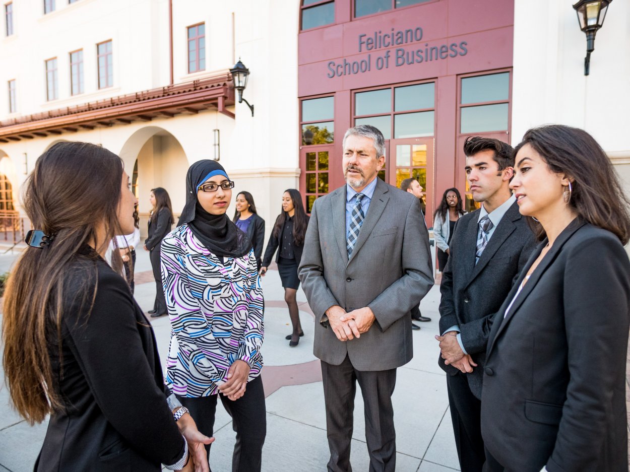 Webinar Business Administration MBA Faculty Panel Information 