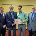 Jorge Lorenzo Trueba receiving award