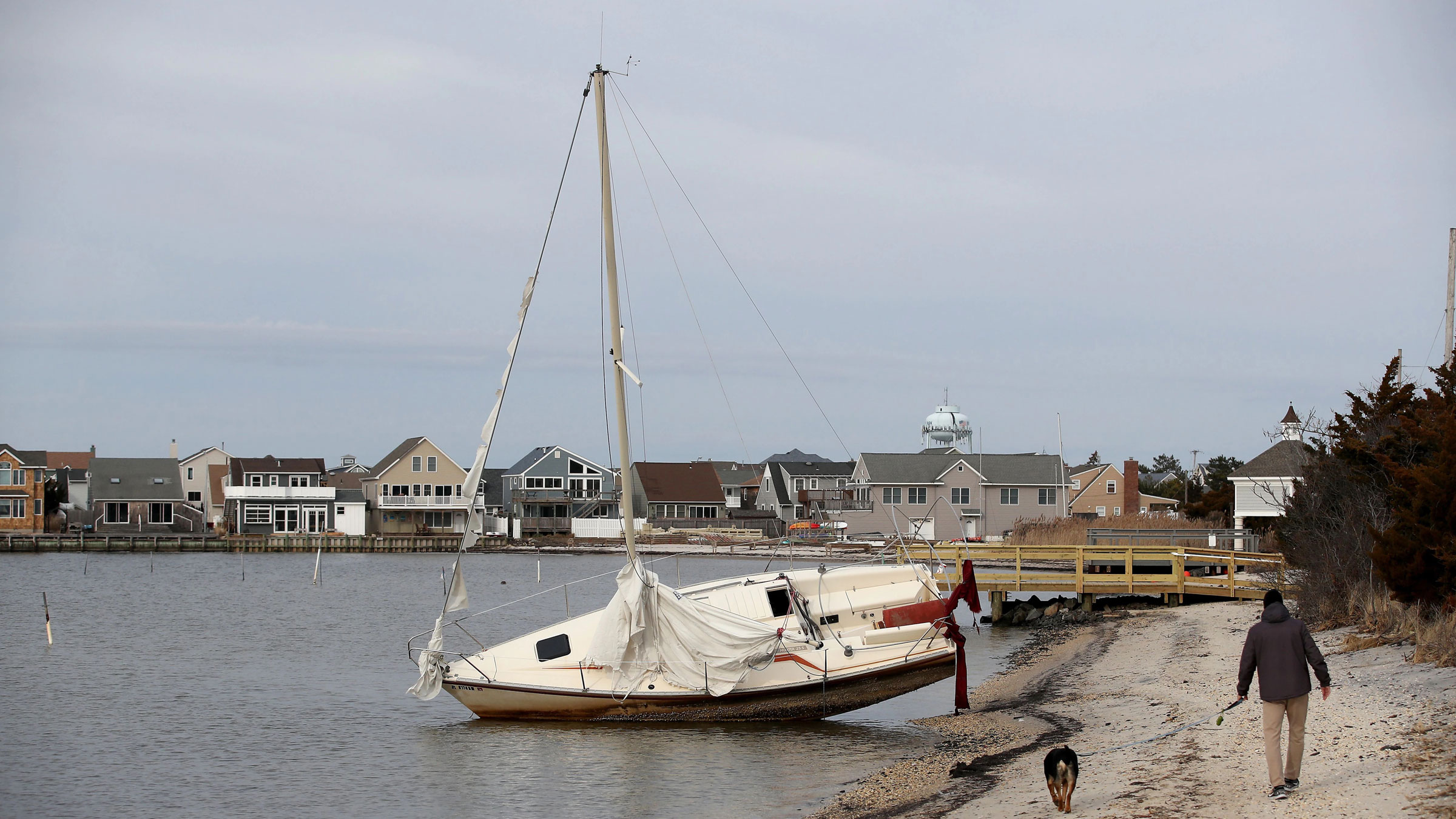 Hoboken Cleanup Spells The End Of Abandoned Boats Biology Montclair