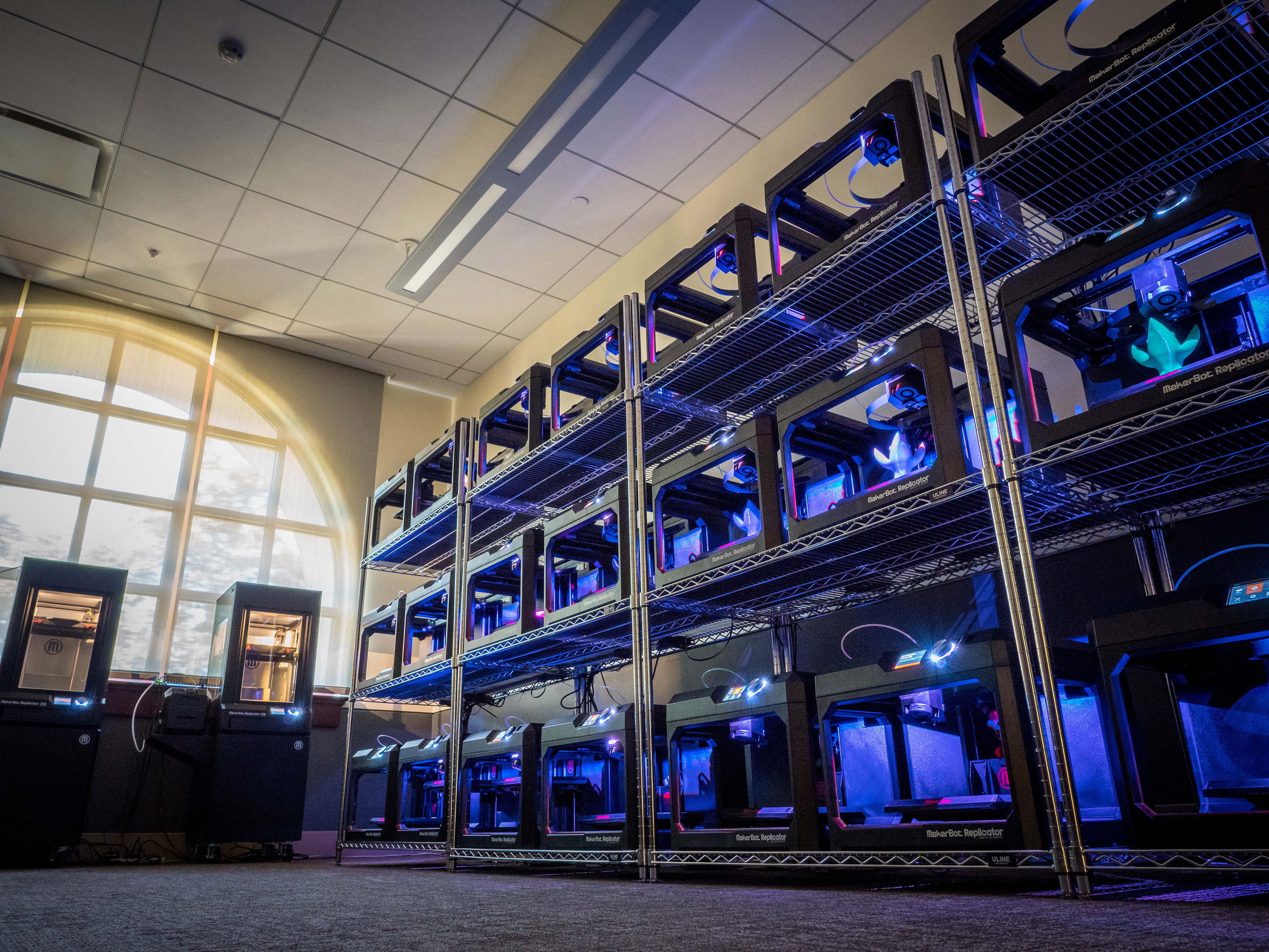 array of 3d printers