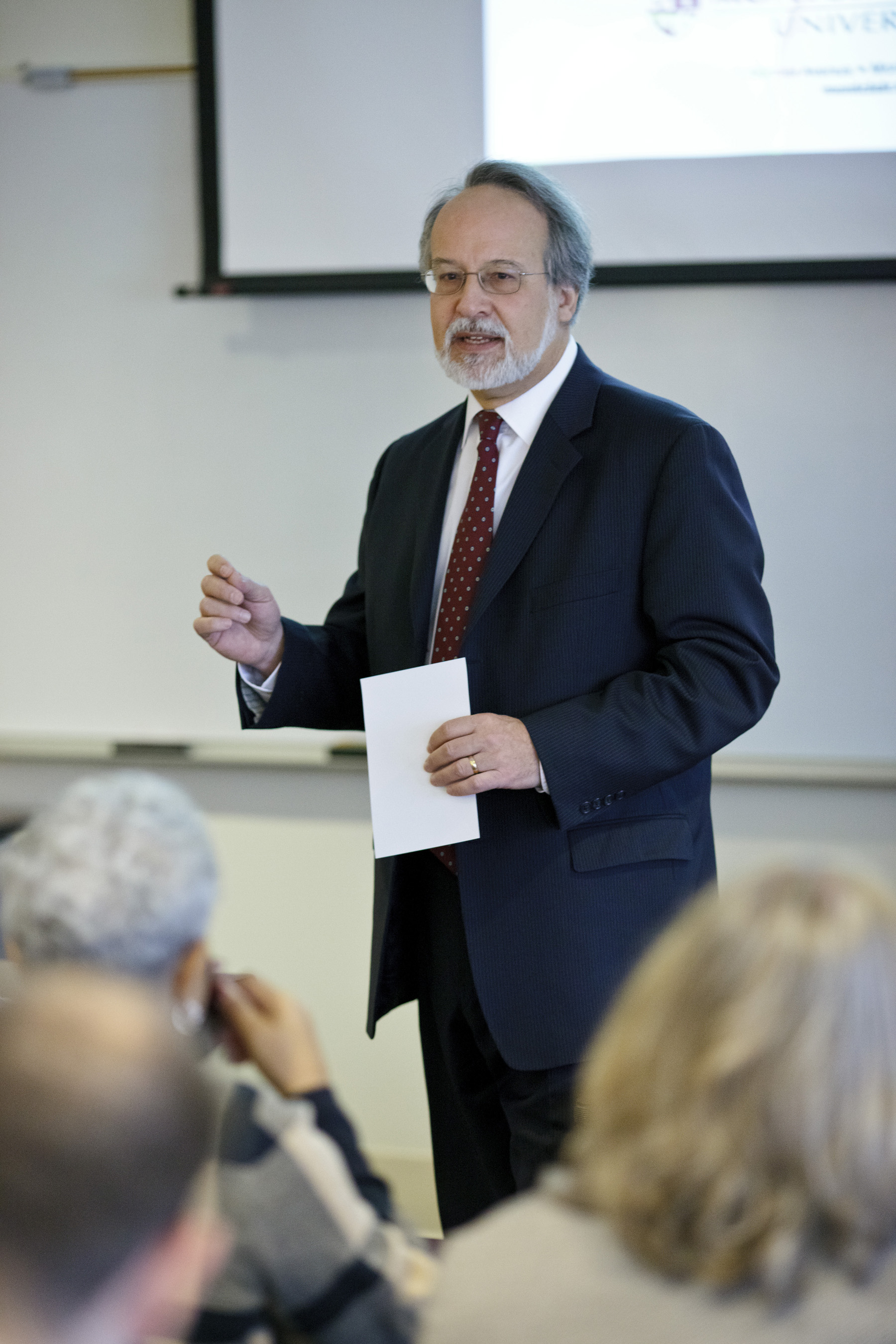 CSAM Dean Robert Prezant greets the guests and students.
