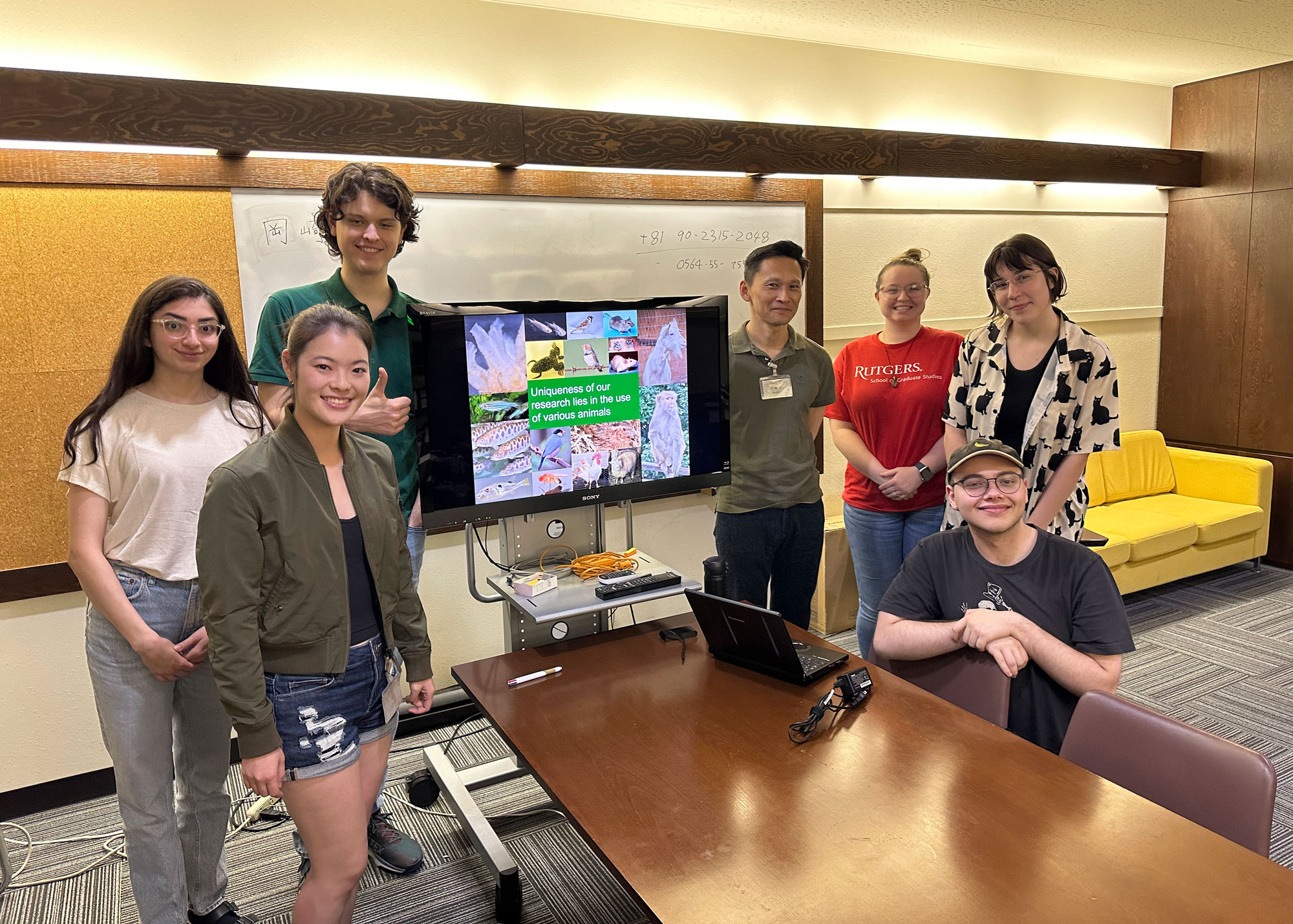 student group photo presentation