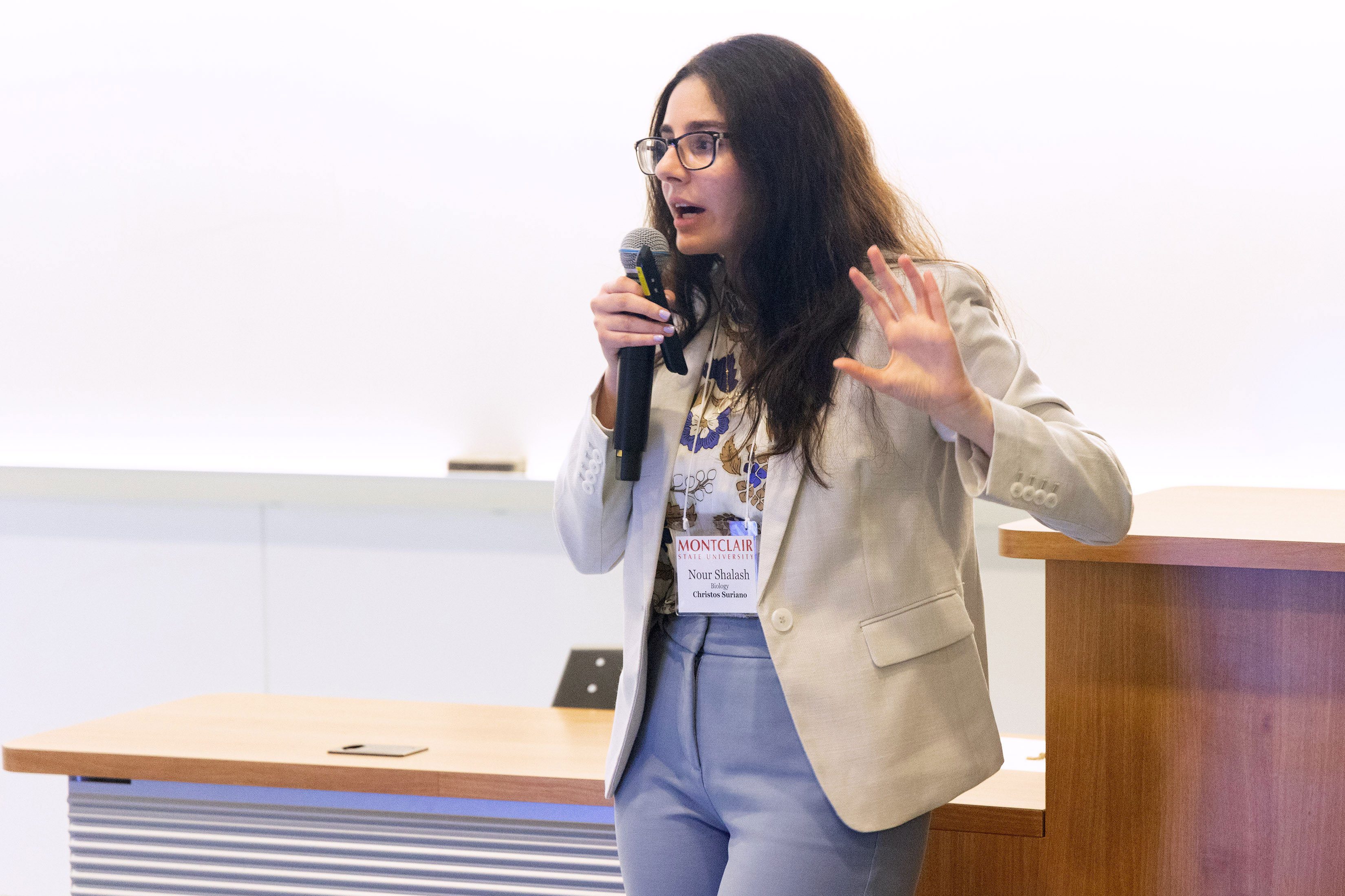 Nour Shalash presenting at the Fall 2024 Casabona Competition