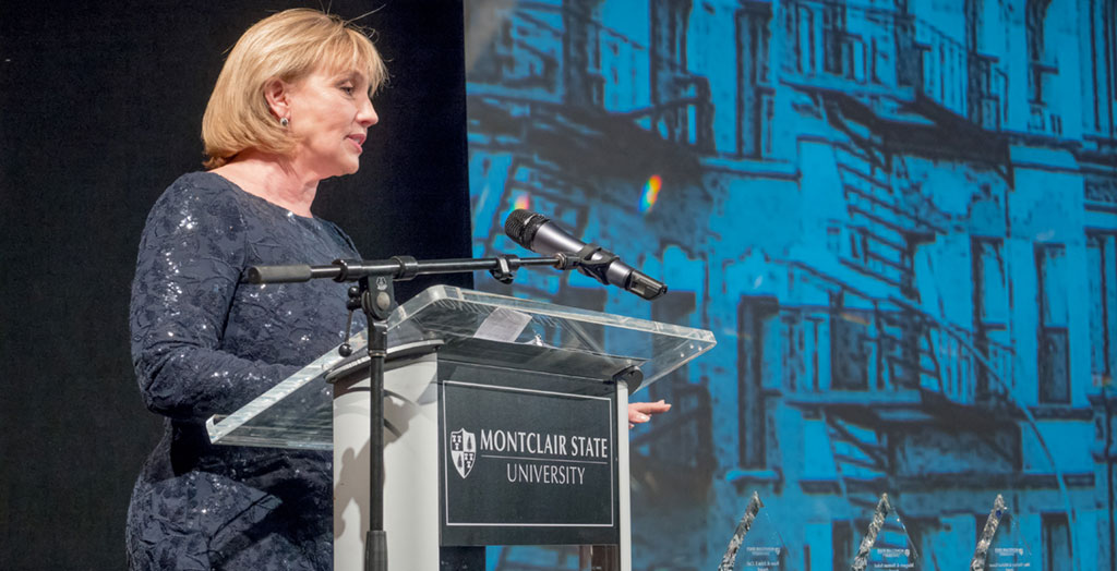 Lt. Gov. Kim Guadagno speaking at Annual Scholarship Dinner.