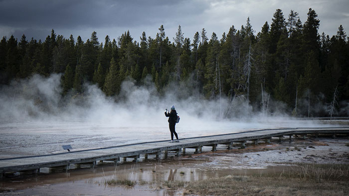 Silohuettes at Old Faithful