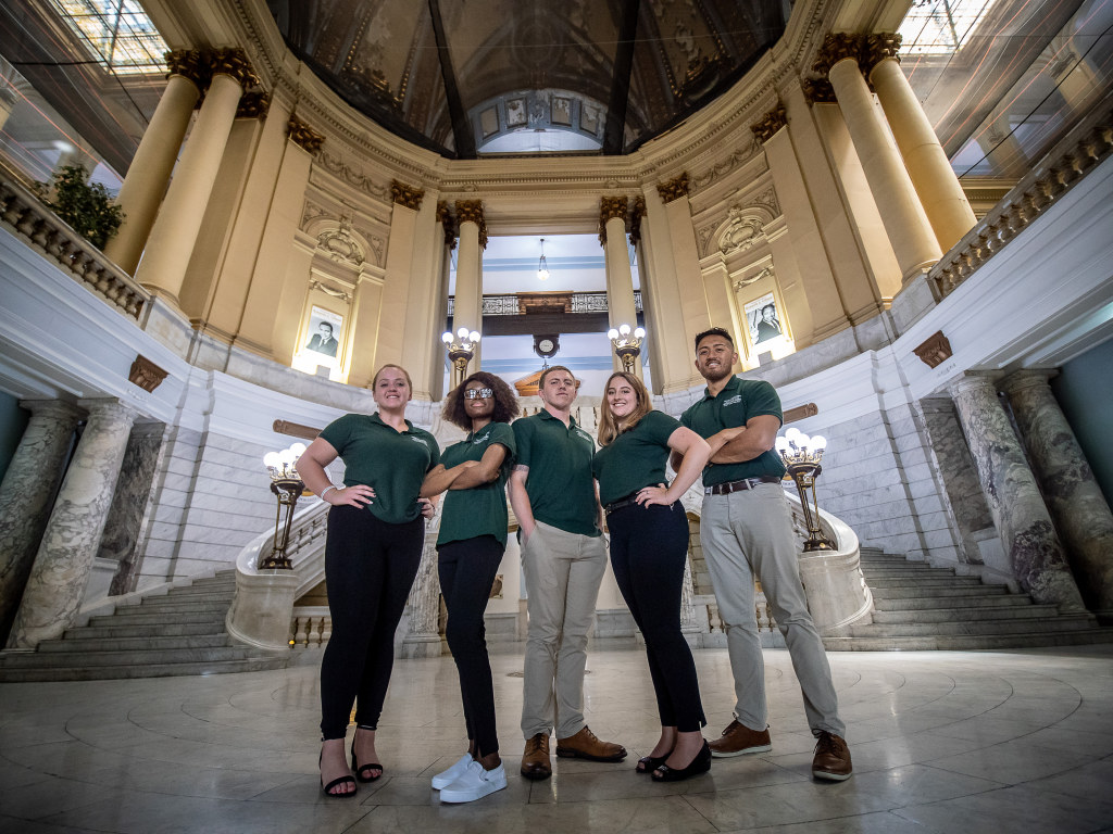 Partnering with the Newark Science and Sustainability Inc., the interns focused on connecting food initiatives across northern New Jersey. For the City of Newark, Green Team interns worked with the city’s Office of Sustainability to create a cleaner, greener, healthier city for its residents.