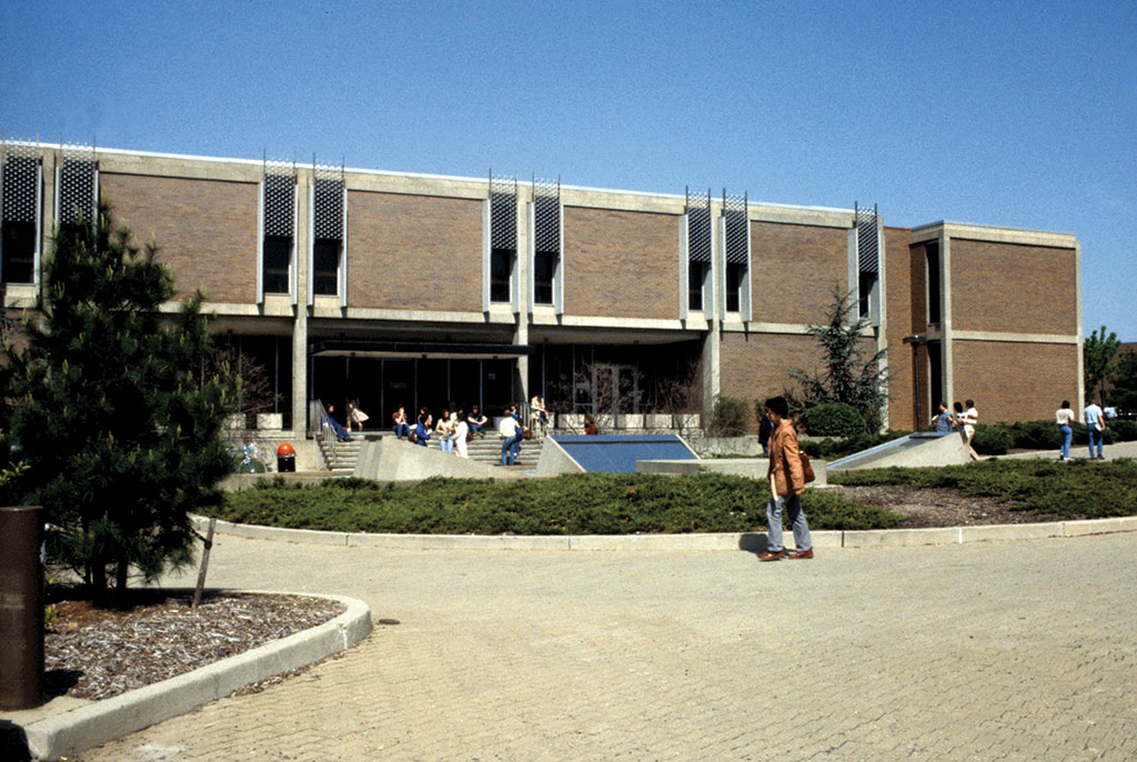 Harry A. Sprague Library upon opening in 1963