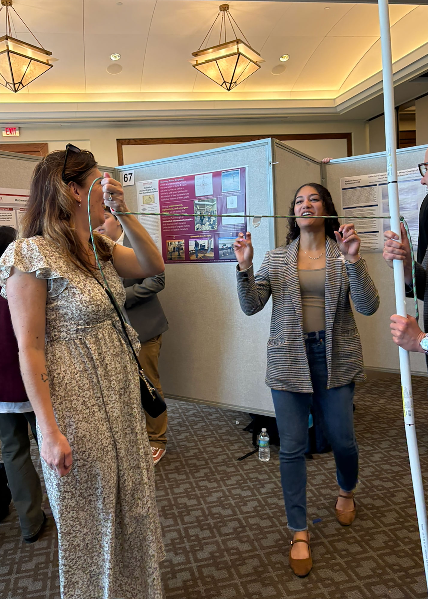 Ariel Bonneau Rodriguez demonstrates their project