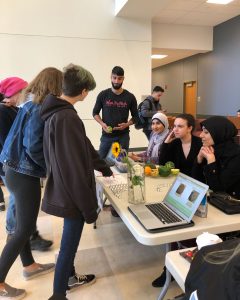 Ahmad, Ala, Megan and Ayah ask students which rectangle is their favorite