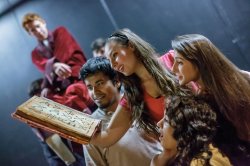 BFA students rehearsing