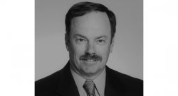 Feature image for John Davis, Head Athletic Trainer, Inducted into NATA Hall of Fame