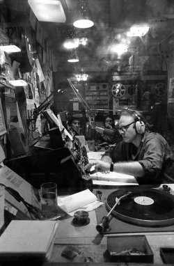 The career of legendary FM radio personality Bob Fass is the subject of "Radio Unnameable," an award-winning documentary, to be screened February 5.