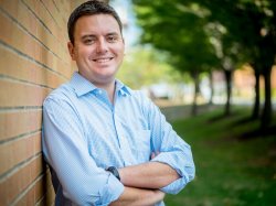 photo of professor Jeffery Miller