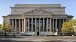 photo of the exterior of the national archives building in Washington DC
