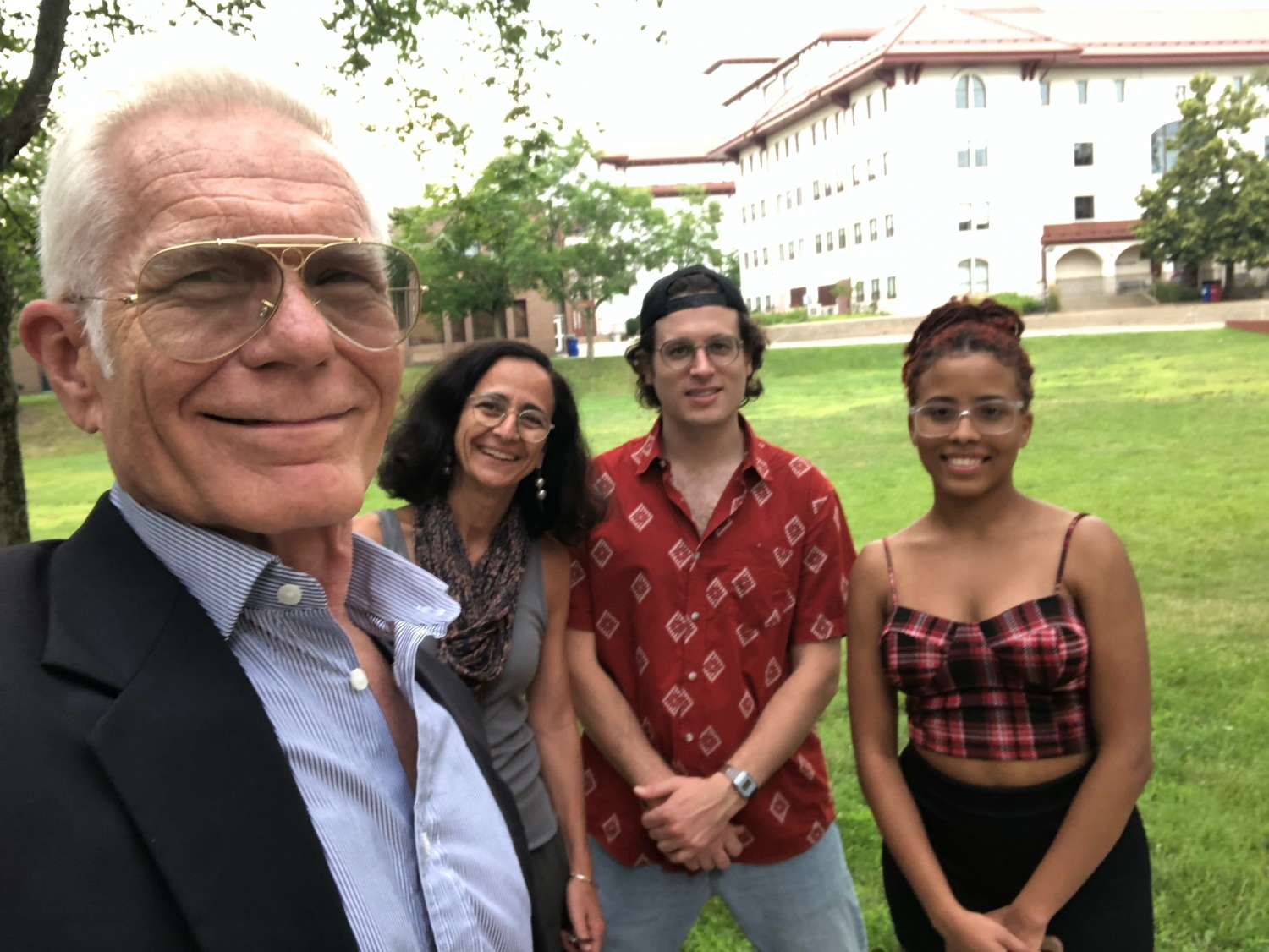 Tereza Souza E Walter Santos ブラジル　MPB SAMFA Announces Departure of Josefa González Mariscal | Glasstire