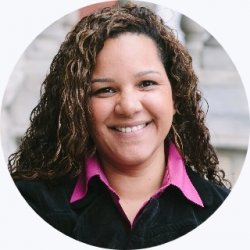 Photo of Dr. Courtney Plotts