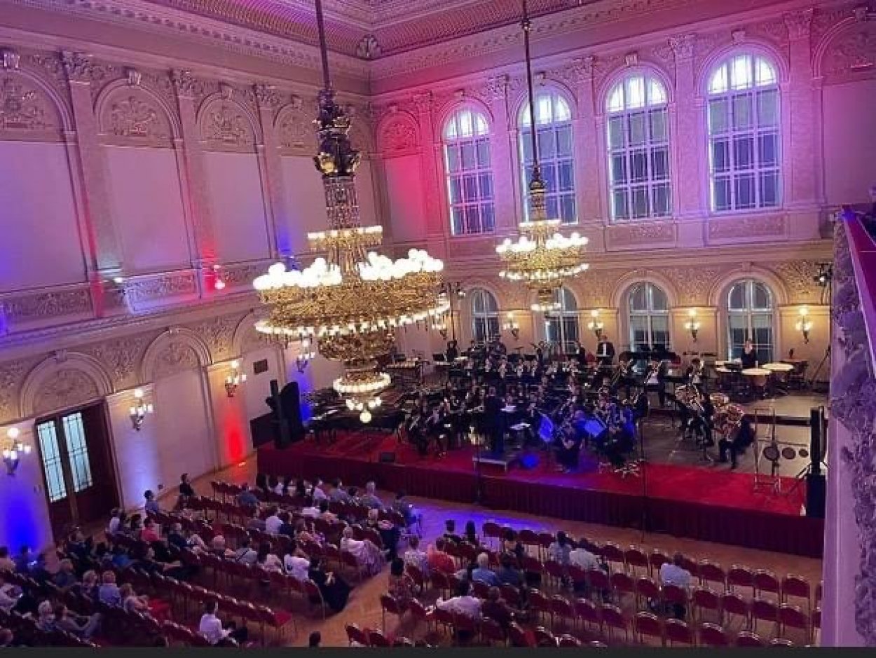 The Montclair State Wind Symphony Performs In Prague John J. Cali