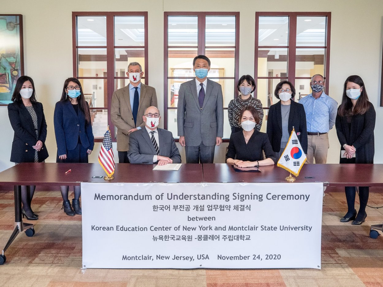 Photos From Korean Consulate (Photos Taken By Mike Peters, University