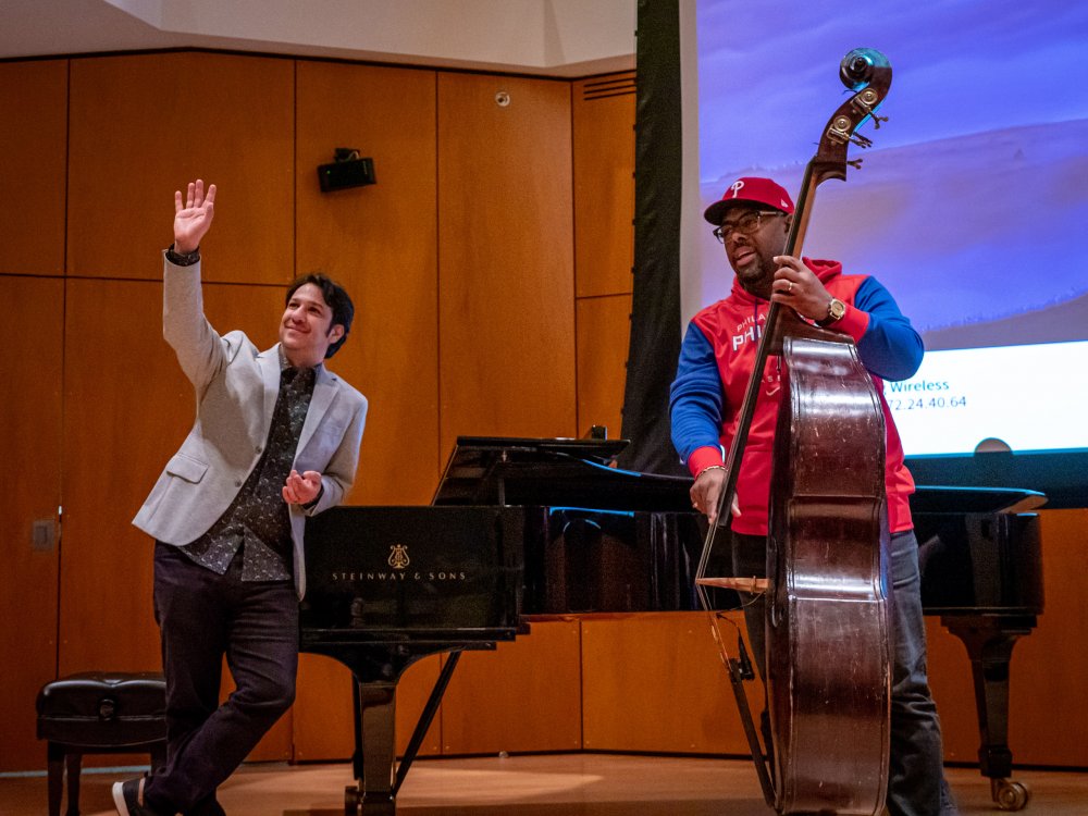 Oscar Perez and Christian McBride on stage