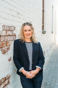Photo of Melissa Donahue