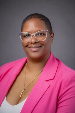 Photo of Alicia Tucker