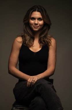 Photo of Amanda Phillips