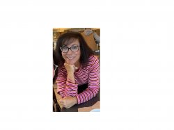 Photo of Linda Zani Thomas