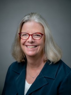 Photo of Marilyn Lehren