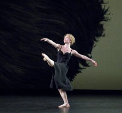 Lauren Grant in Mozart Dances