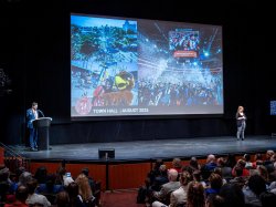 President Koppel delivering his address at the Opening Day Town Hall.