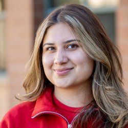 Headshot of Brianna Alvarez