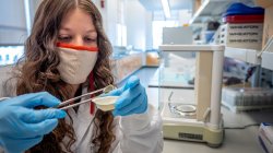 Samantha Benjamin in the laboratory