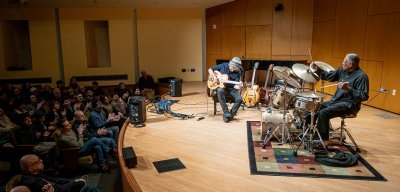 Pat Metheny and drummer Billy Hart perform onstage.