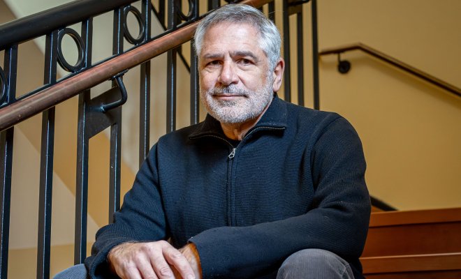 Professor Jonathan Caspi