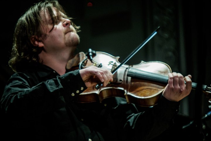 Ralph Farris with violin