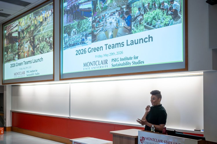 PSEG Green Teams presentation in University Hall.